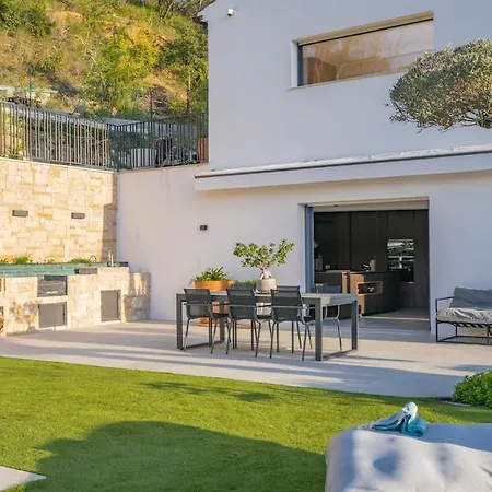 Neuve Sur Golf - Soleil Couchant - Piscine